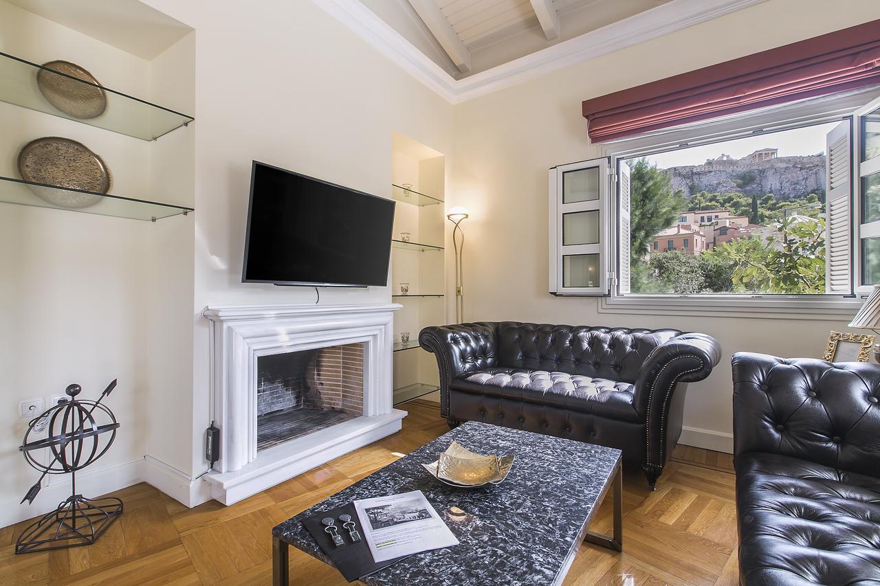 Aerides 3 Luxury